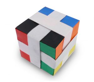 多色立方体