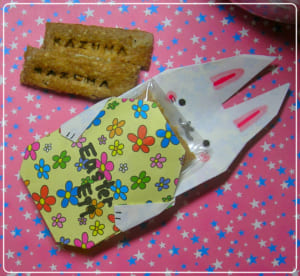たまごの中に手作りクッキー入れてみました♪