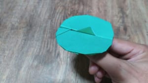空飛ぶ円盤