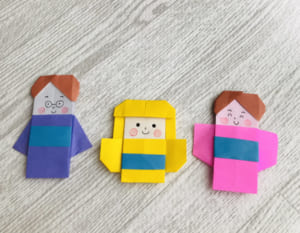 家族を作りました。家族皆んな、ならべるとにぎやかです。