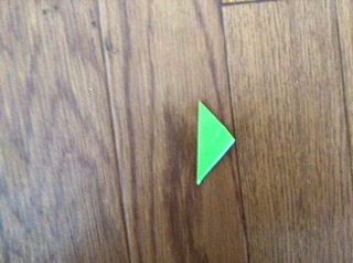 昆虫シリーズ（バッタ）（足、合体）の折り方 フチとフチを合わせて折り筋を付ける